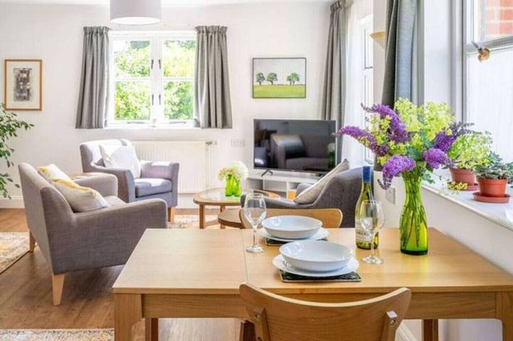 Holiday home for 2 people, with garden, with pets in Norwich