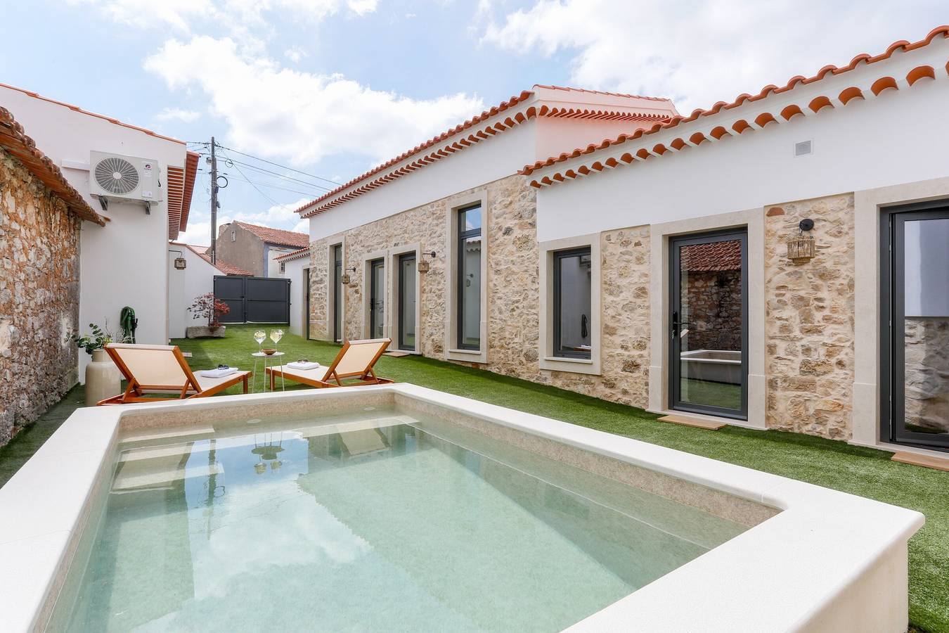 Estudio entero, Vila Santa Luzia 6 con Piscina Compartida, Wi-Fi y Aire Acondicionado in Fátima, Distrito de Santarém