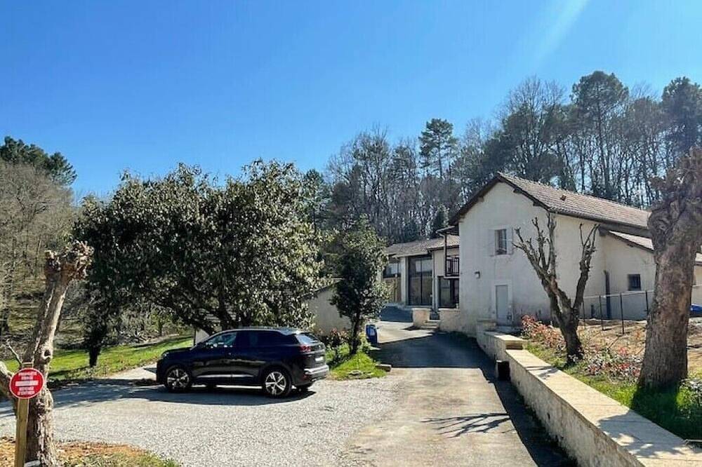 Appartement entier, Sîbô Gîte 4 pers avec piscine, nature et ville | Dordogne - Périgord - boulazac in Boulazac, Périgord Blanc