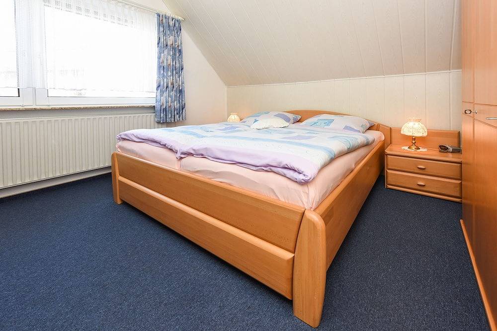 Ganze Wohnung, Ferienwohnung Steuerbord - Haus Beluga in Bensersiel, Esens