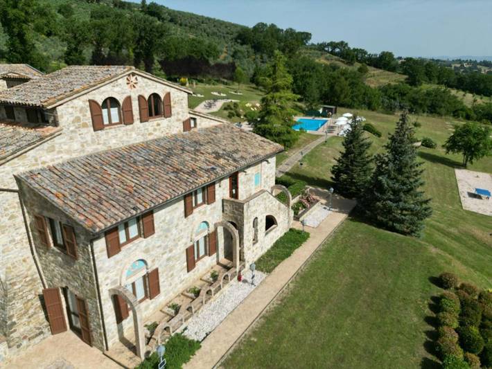 Maison de campagne pour 4 personnes, avec jardin et vue ainsi que piscine et sauna à Bevagna - 4
