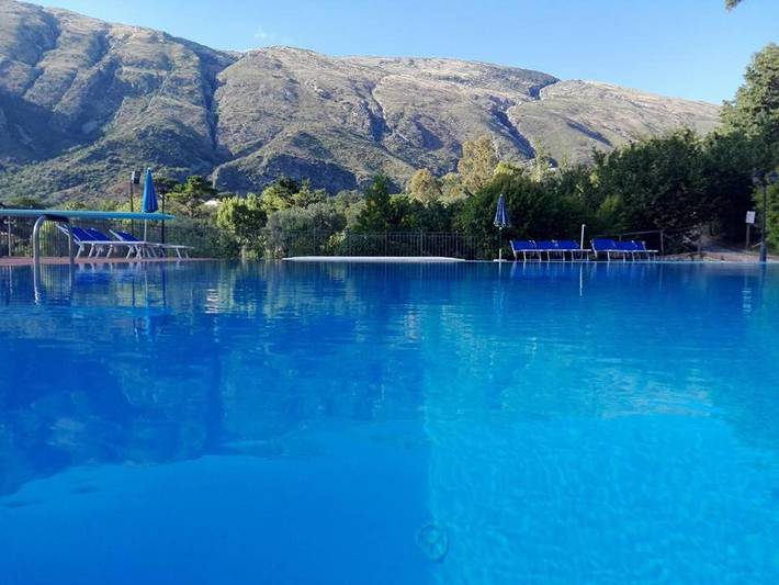 Maison de campagne pour 3 personnes, avec piscine et jardin ainsi que vue et bassin pour enfant, adapté aux familles à Polizzi Generosa - 4