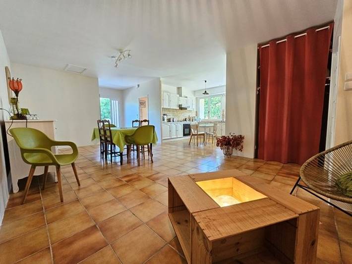 Location de vacances pour 6 personnes, avec terrasse et jardin dans Lac de Léon - 3