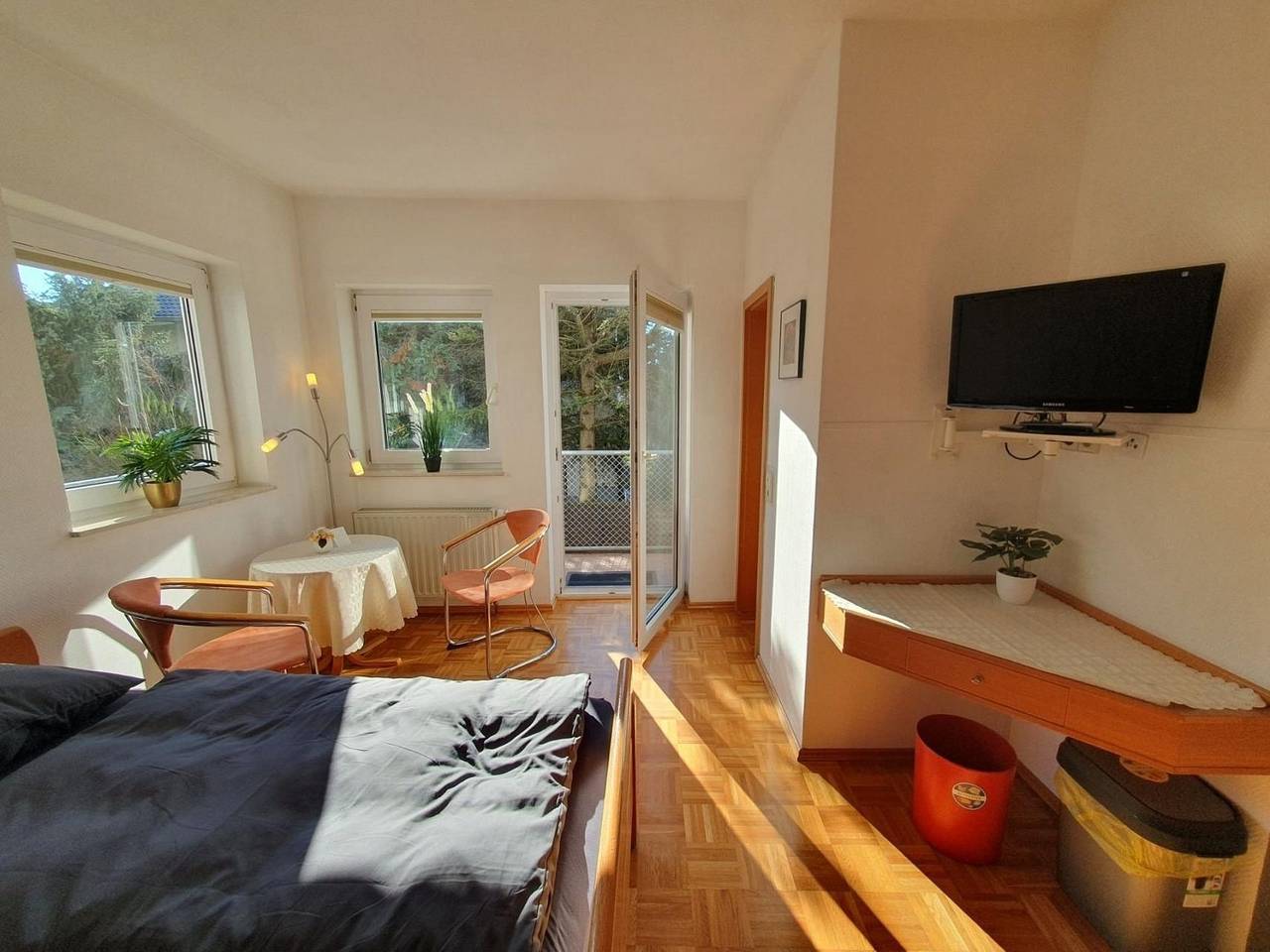 Ganze Ferienwohnung, Abm Apartment 16 in Zwingenberg, Bergstraße