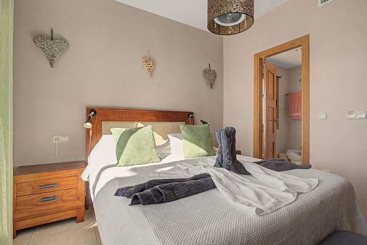 Maison de vacances 'Oliva' avec vue sur la mer, Wi-Fi et climatisation in Playa San Cristobal, Almuñecar