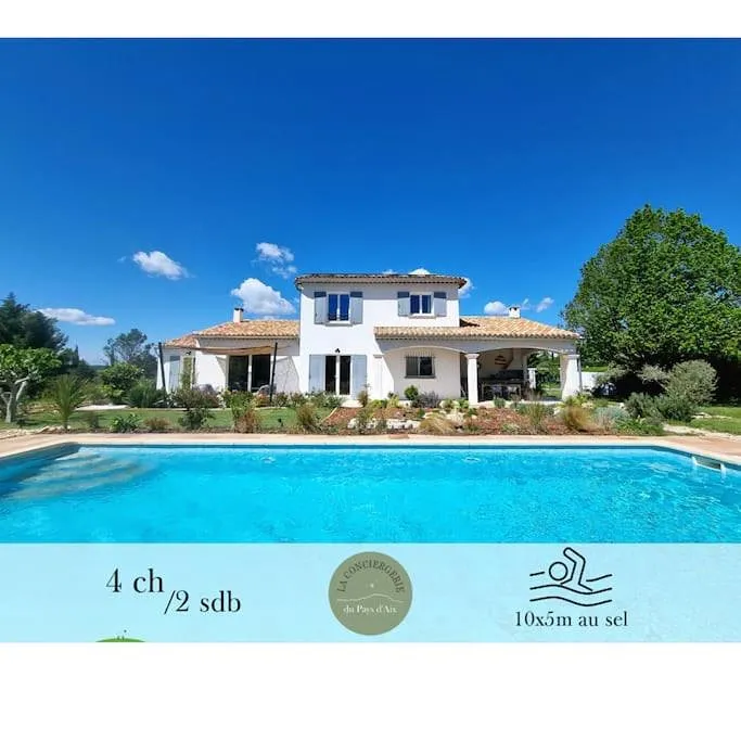 Chalet para 8 personas, con vistas además de jardín y piscina - 1