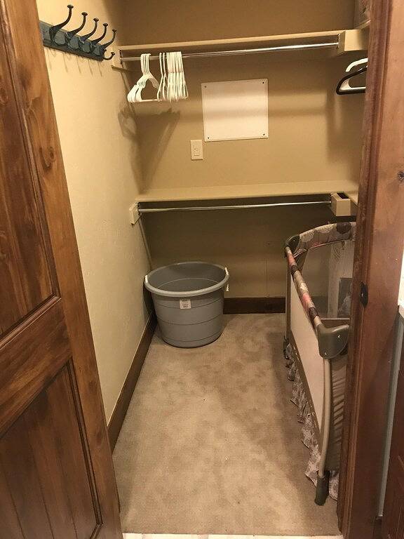 Ganze Wohnung, Luxus Neubau - Eigene Hot Tub mit Blick auf Blue River in Silverthorne, Arapaho and Roosevelt National Forests