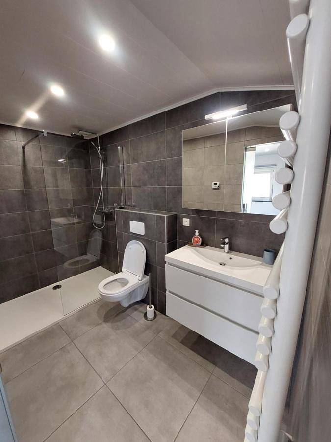 Gîte pour 3 personnes, avec terrasse dans Montleban - 4