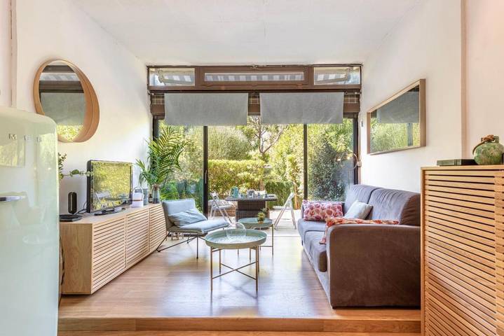 Gîte pour 4 personnes, avec Terrasse et Jardin ainsi que Bassin pour enfant et Piscine dans Plage des Engraviers - 2