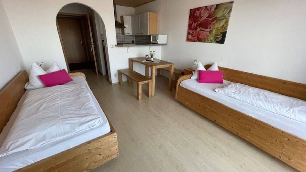 Ganze Ferienwohnung, Ferienwohnung für 5 Personen (43 m²) in Rohrdorf in Rohrdorf, Landkreis Rosenheim