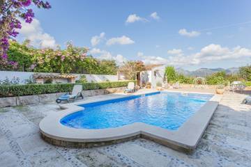Villa in Búger, Majorca Center für 6 