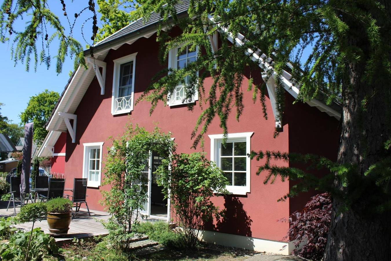 Vallmo, gemütliches Ferienhaus in Wald- und Strandnähe in Prerow, Fischland - Darß - Zingst