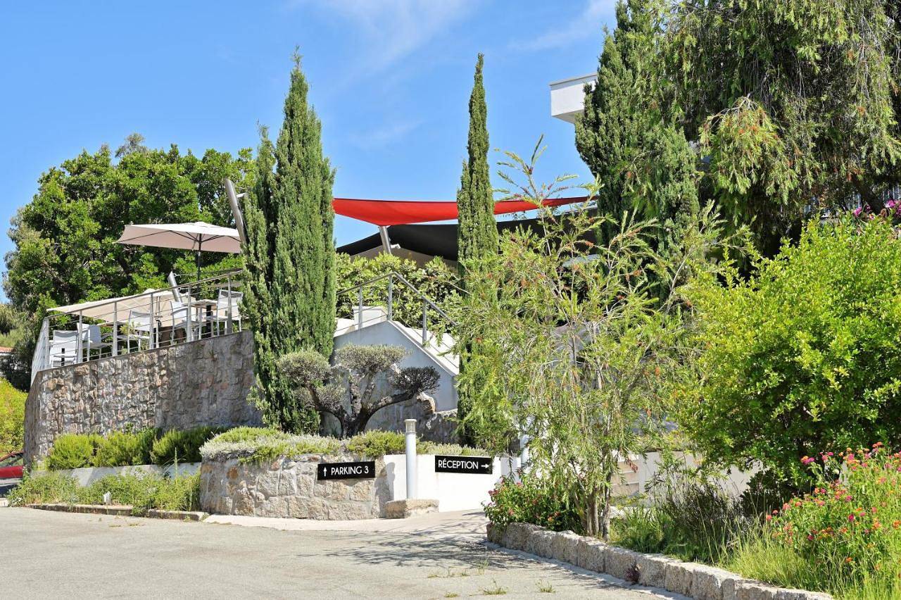 Hotel Les Eucalyptus in Porto Pollo (Corse), Serra-di-Ferro