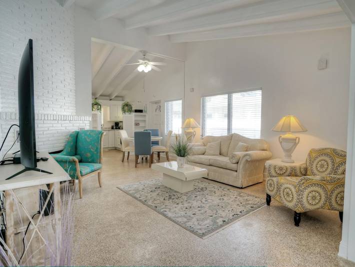 Guest House at the Ocean in Lauderdale Beach, Fort Lauderdale
