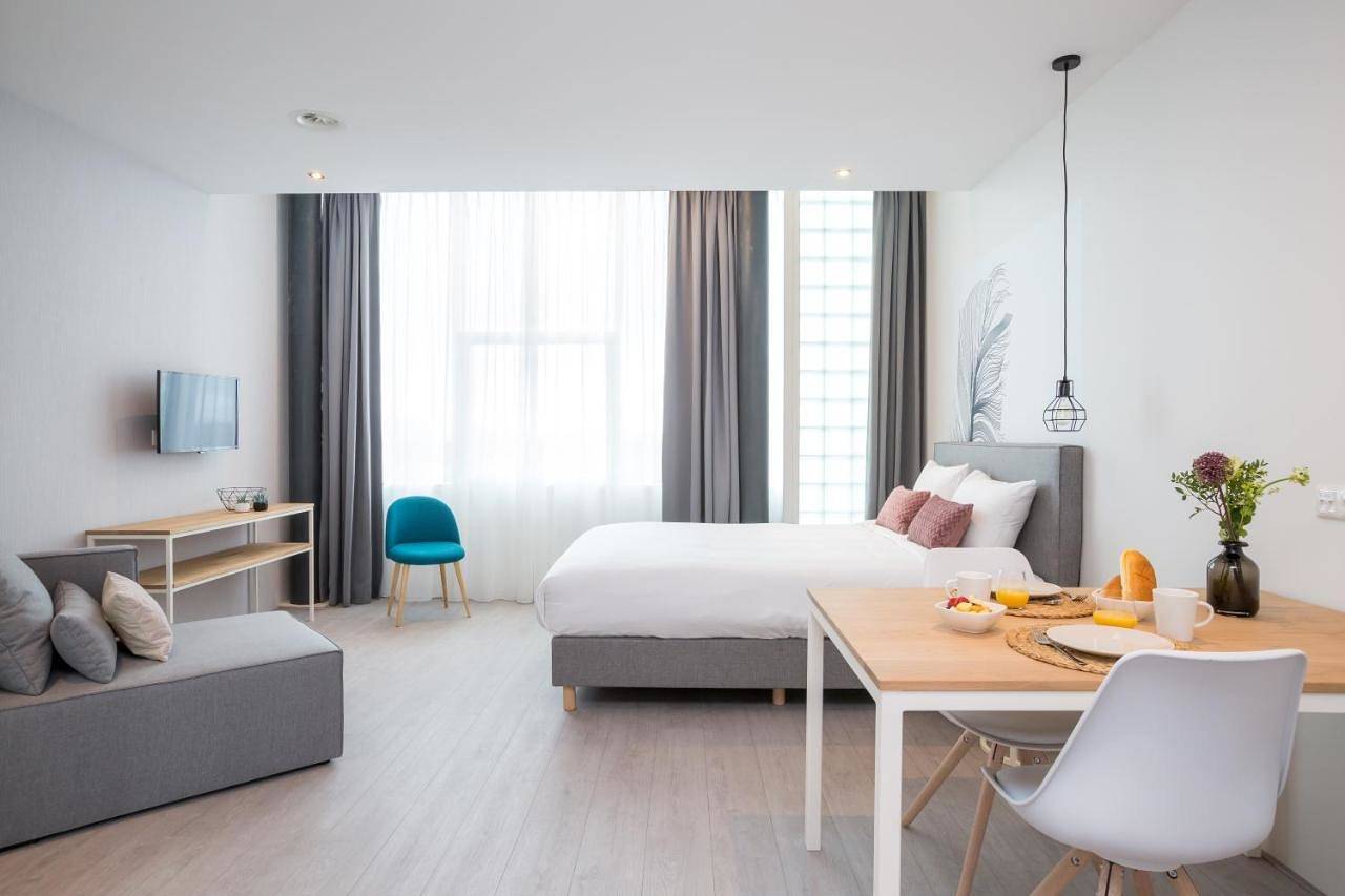 Hotel2Stay in Costa Holandesa