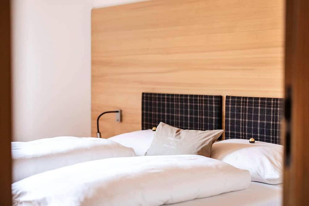 Ganze Wohnung, Appartment Sonnenzeit - Haus Sonne & Spa in Bizau, Bregenzerwald