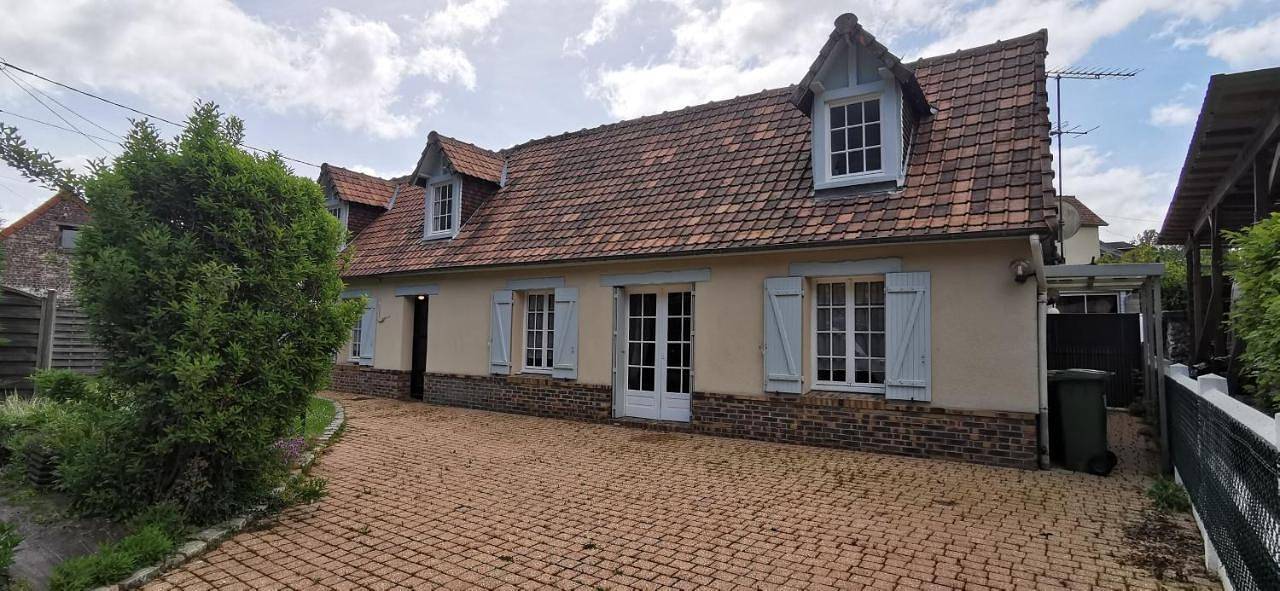Four-Bedroom House in Dieppe, Région de Dieppe