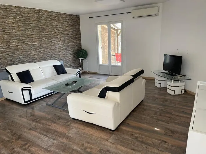 Apartamento de vacaciones para 5 personas, con jardín y vistas - 1