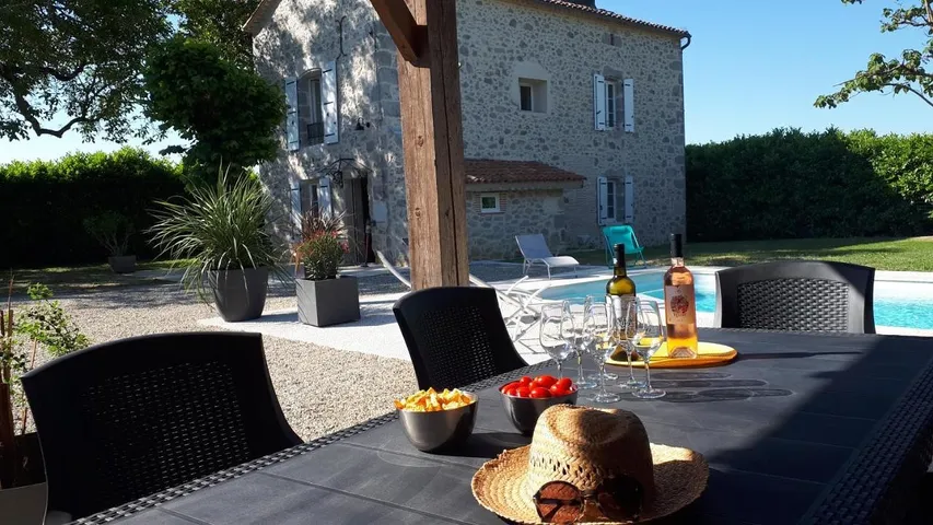 Casa de vacaciones para 9 personas, con jardín y piscina, Familias con niños - 1