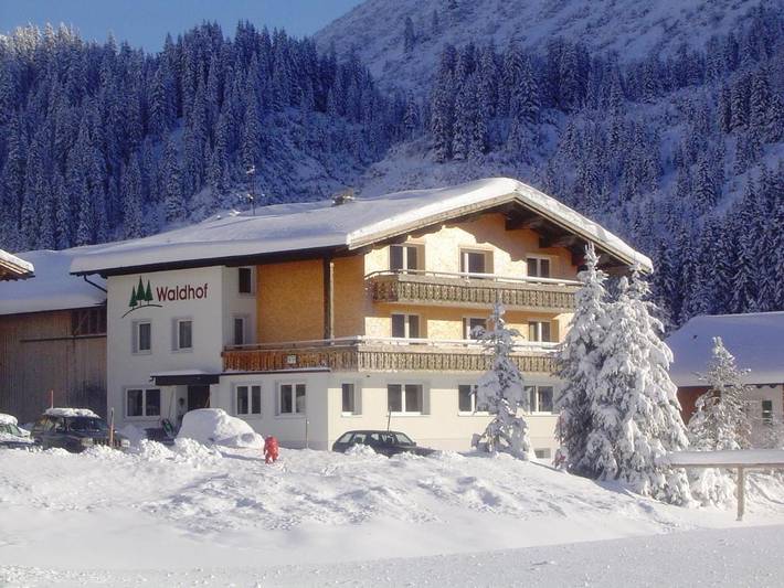 B&B für 2 Personen, mit Balkon und Garten sowie Ausblick in Lech am Arlberg