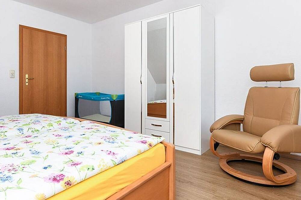 Ganze Wohnung, Ferienwohnung Zur Kuhweide in Dunum - Ferienwohnung Zur Kuhweide in Dunum, Nordseeküste