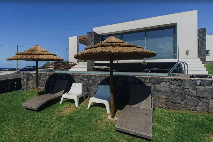 Casa de férias para 4 pessoas, com piscina e jacuzzi e ainda jardim, com animais de estimação - 1