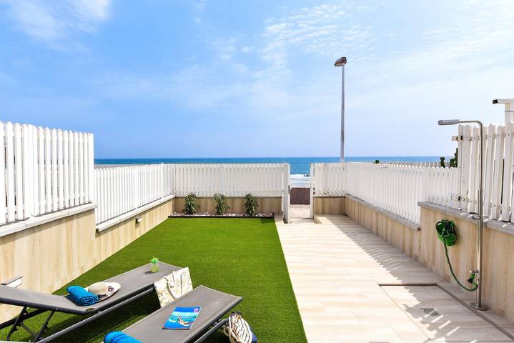 Ferienwohnung für 4 Personen, mit Terrasse und Garten in San Agustin - 2