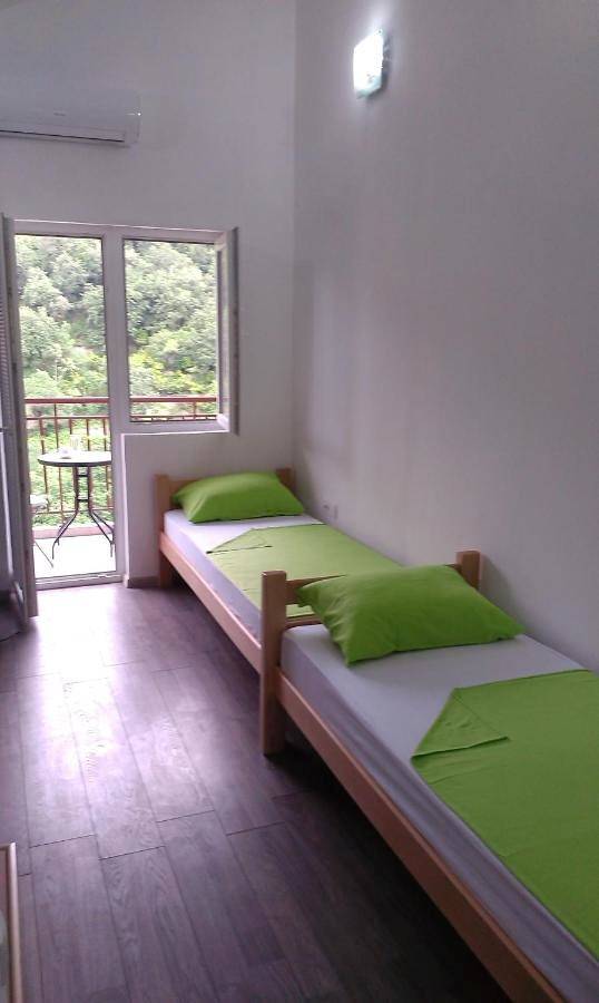 Maison d’hôte pour 2 personnes, avec vue ainsi que balcon et jardin