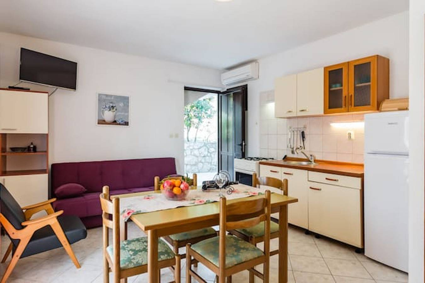 Ganzes Studio, Charmantes Studio in Zavala - 25 m² - Parkplatz inbegriffen in Zavala, Hvar