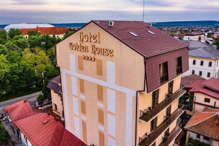 Hôtel pour 4 personnes, avec jacuzzi et jardin