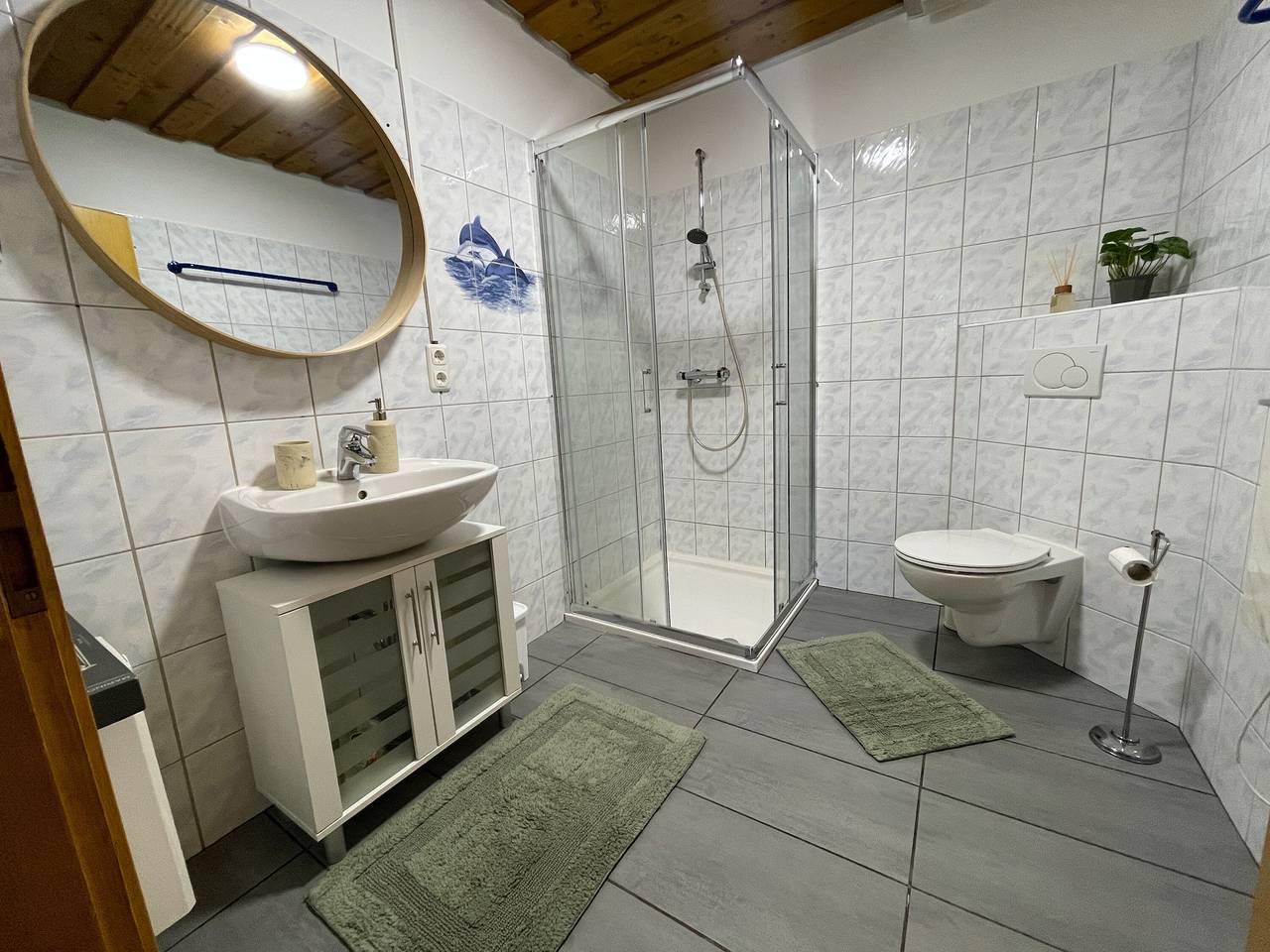 Ferienhaus 'Am Neubäuer See' mit privater Terrasse, Gemeinschaftsgarten und Wlan in Neubäu, Roding