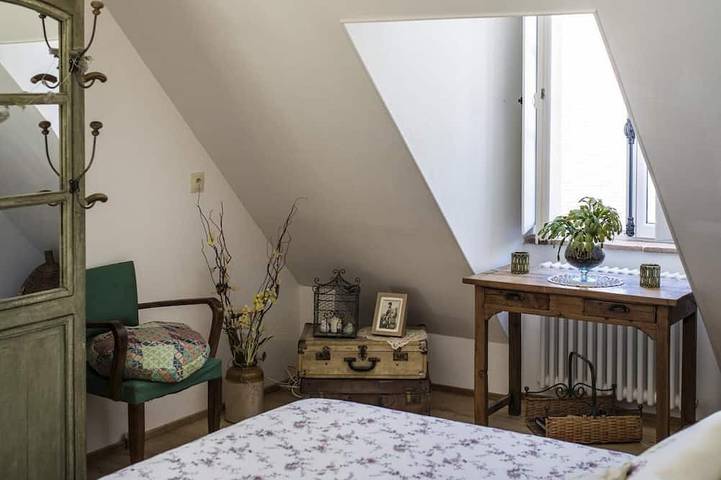 Gîte pour 4 personnes, avec jardin ainsi que piscine et terrasse dans Chevroches - 4