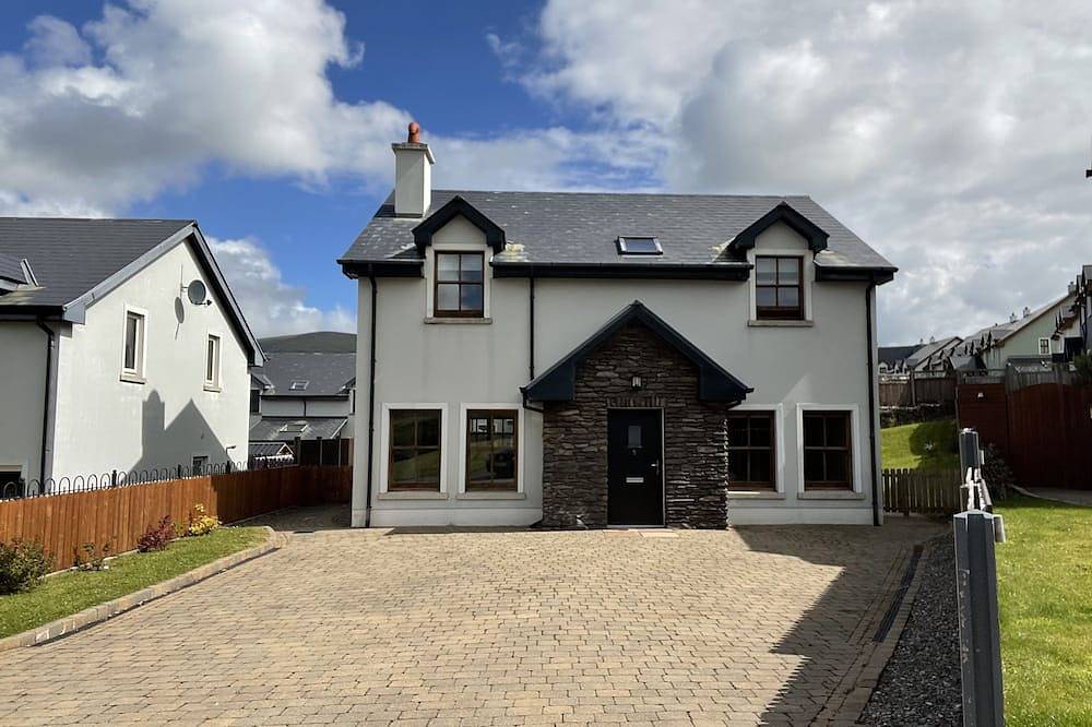 “Beautiful, Family Only, Pet Friendly, Harbour Views” in Dingle Halbinsel