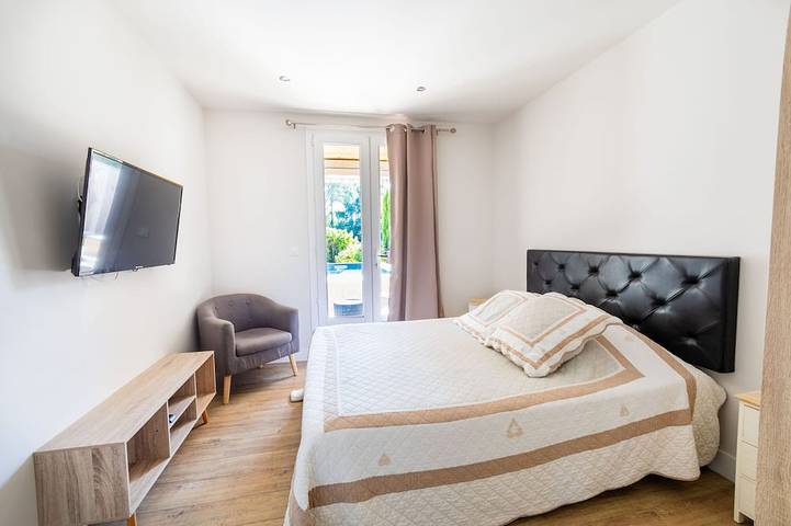 Location de vacances pour 6 personnes, avec jardin à Bédarrides - 3