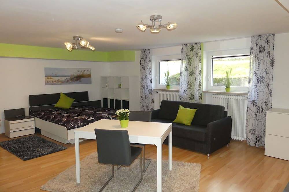 Entire apartment, Quiet, central location in the south of Munich, in Munich Sendling, Munich