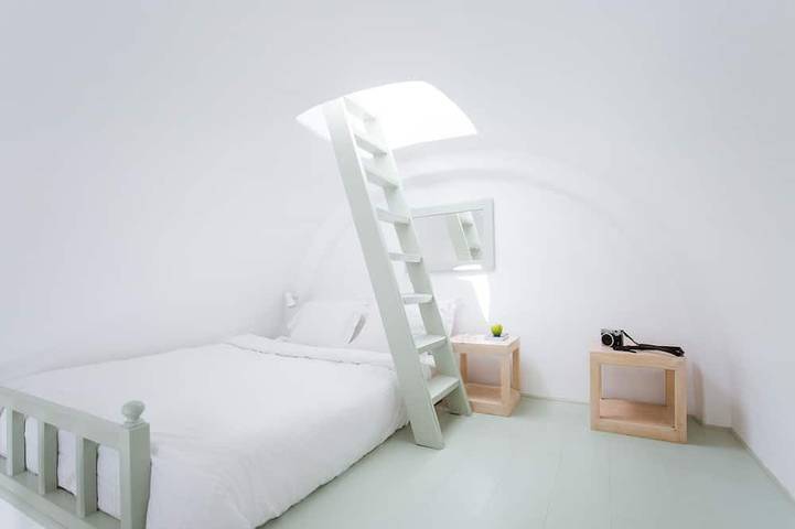 Armeni Beach Nest - mit privatem Bootsservice! in Oia, Santorin