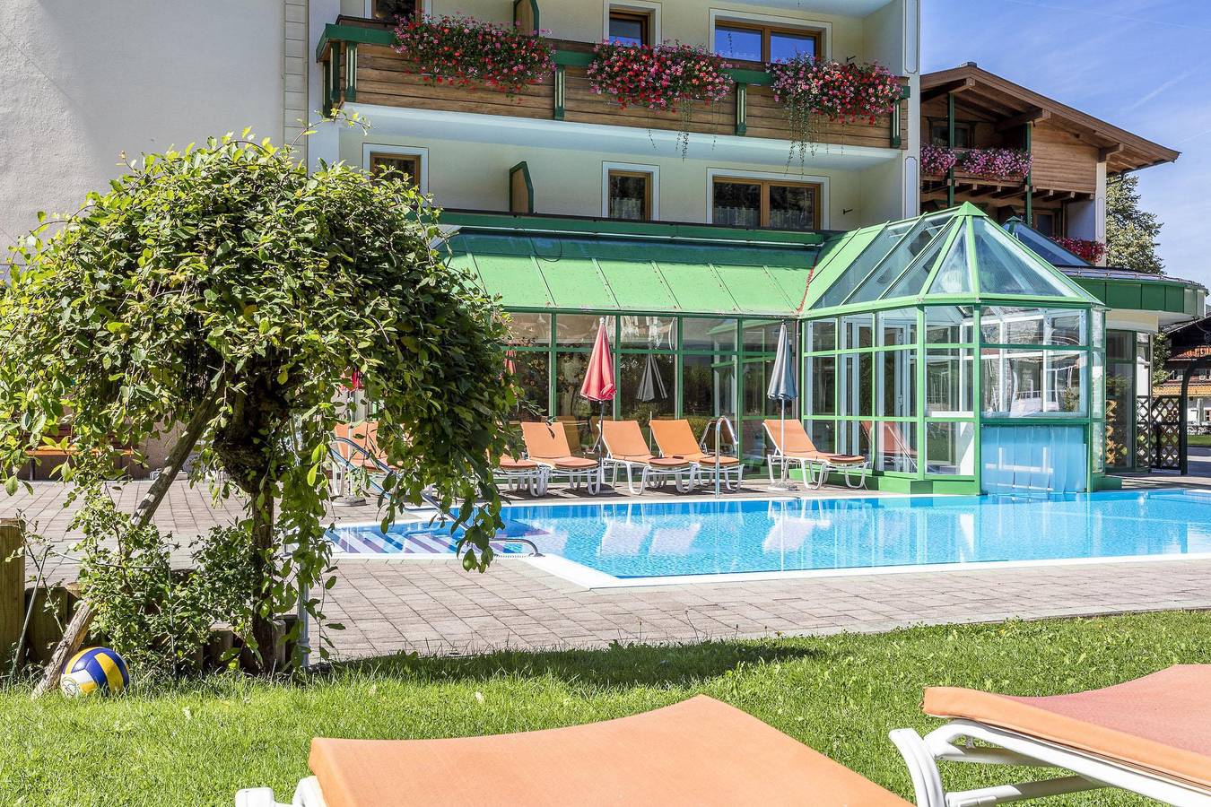 Chalet, Dusche und Bad, Wc, gartenseitig in Loferer und Leoganger Steinberge, Kirchdorf in Tirol