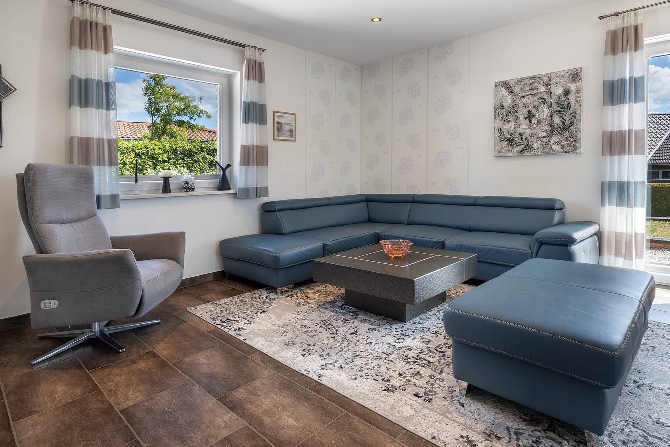 Ganze Wohnung, Ferienwohnung 'Sunny' mit privater Terrasse, privatem Garten und Wi-Fi in Altes Land Stade