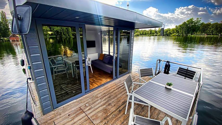 Boot für 6 Personen, mit Terrasse in Mecklenburgische Seenplatte