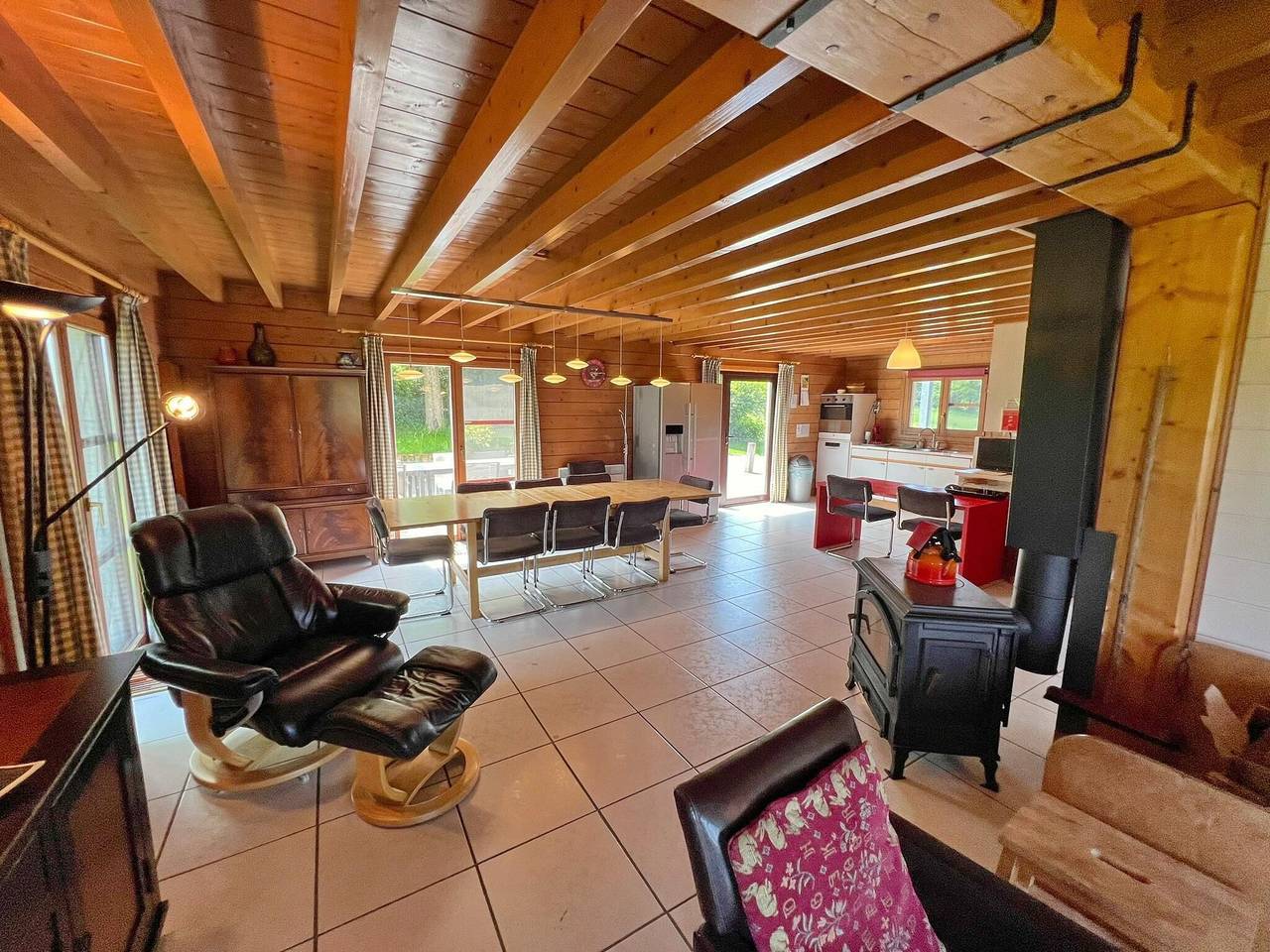 Chalet in Hampteau met Uitzicht op Vallei in Hampteau, Hotton