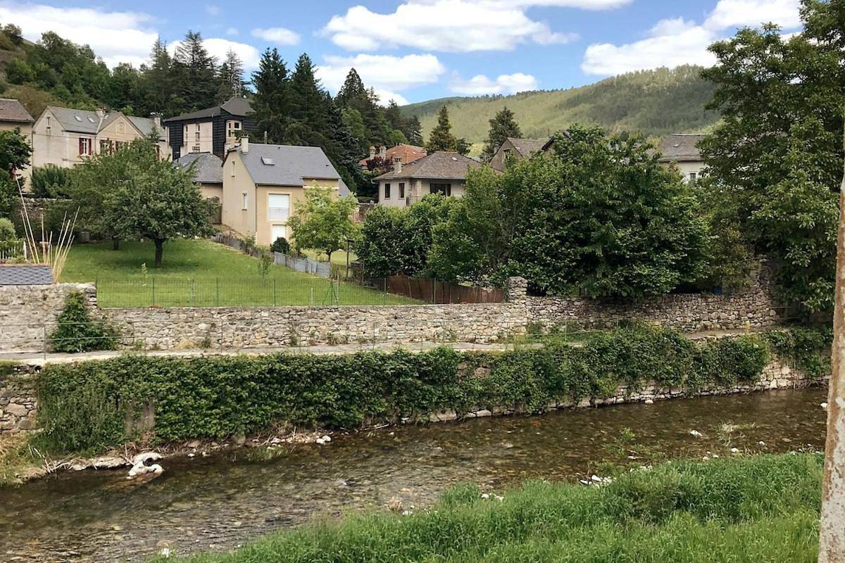 Appartement entier, Two-Bedroom Apartment in Meyrueis, Parc national des Cévennes