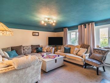 Cottage for 10 People in Watton, Norfolk, Photo 3