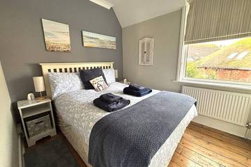 Holiday Home for 4 People in Eastbourne, East Sussex, Photo 2