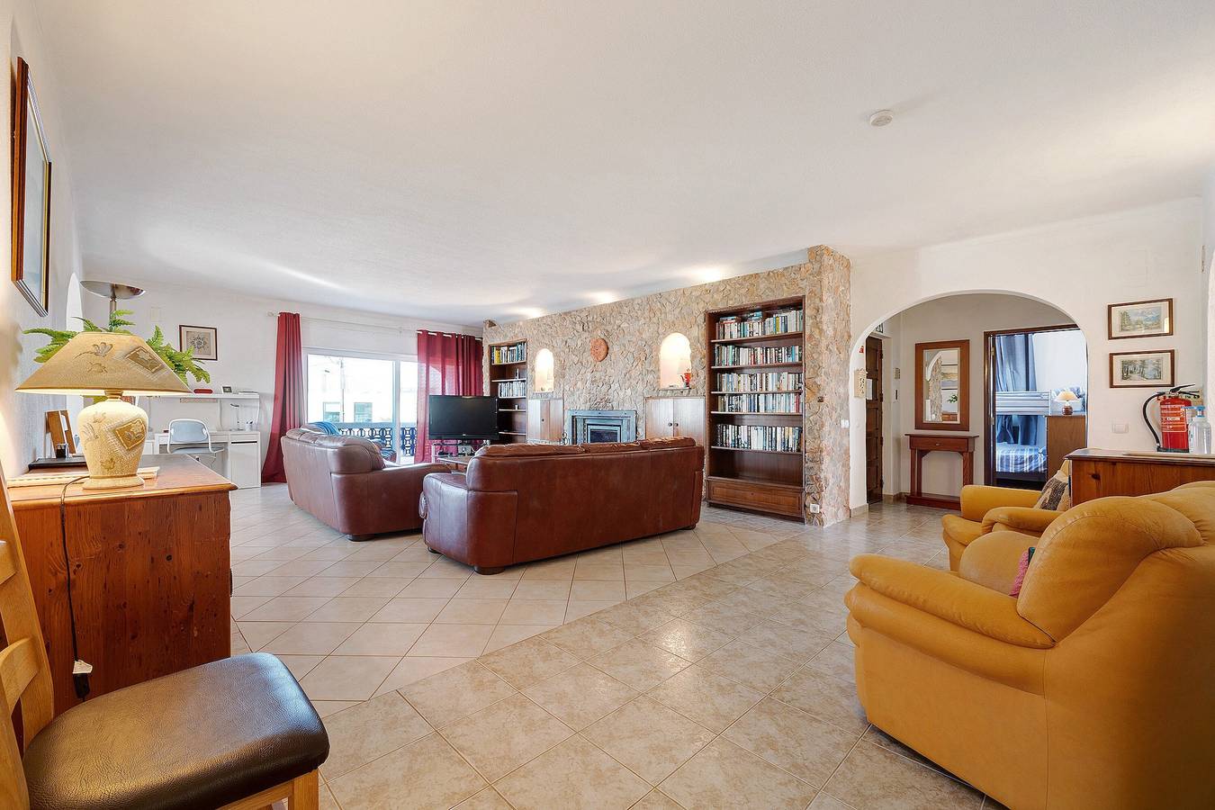 Villa Brisa do Mar com vista para o mar, piscina, jardim e Wi-Fi in Carvoeiro, Lagoa