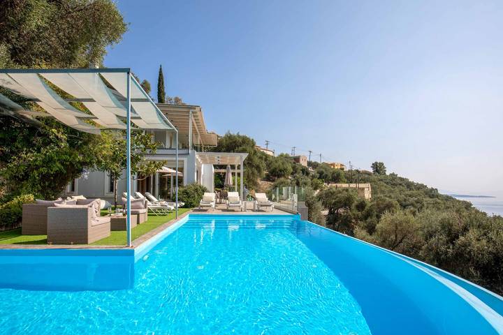 Villa for 6 people, with terrace in Kalami
