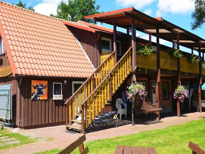 Ferienhaus für 6 Personen, mit Balkon und Balkon/Terrasse sowie Terrasse und Garten in Naturpark Aukrug