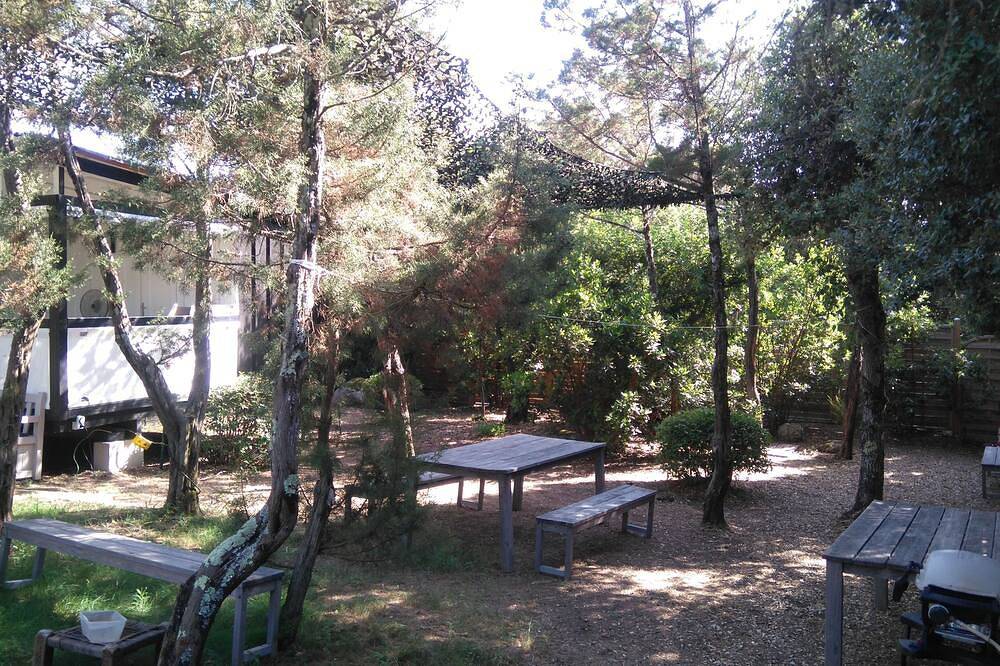 Lodge Pinède Climatisé à 200 Mètres de la Plage in Pianotolli-Caldarello, Distrito de Sartène