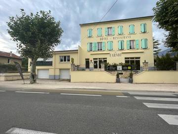 Hôtel pour 2 personnes, avec vue et jardin, animaux acceptés à Die