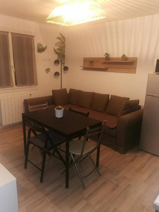 Appartement entier, Entre montagne et mer in La Valette-du-Var, Côte méditerranéenne (France)