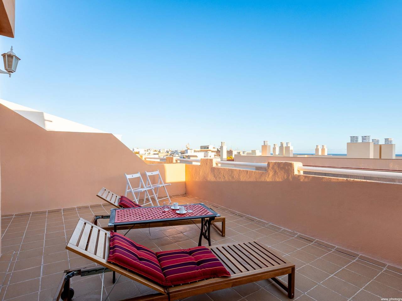 Ganze Ferienwohnung, 3A Penthouse Abrigos, Wlan und Terrasse in Los Abrigos, Granadilla de Abona